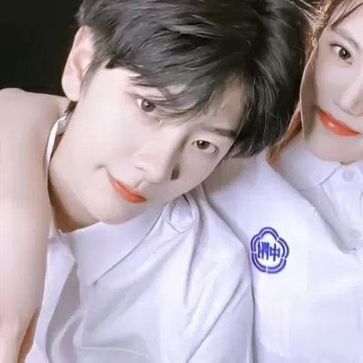 双人真人情侣头像超甜高清图片(24张)