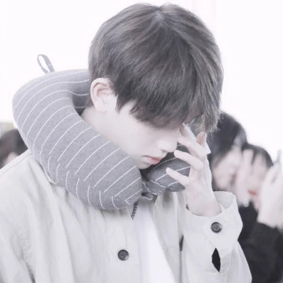 2023年最火爆的男生头像(24张)