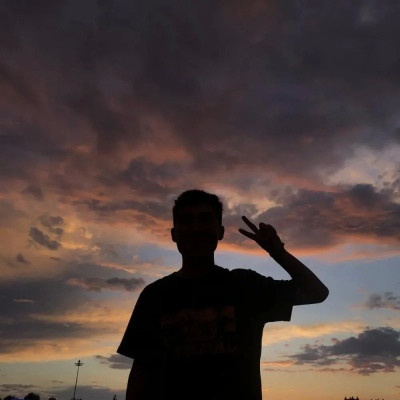 黑白情侣头像一男一女(精选20张)