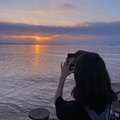 闺蜜微信头像可爱两人一人一张(精选18张)