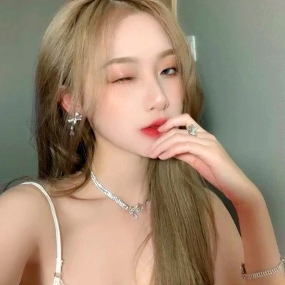 2023年女生最美最美的头像(精选24张)