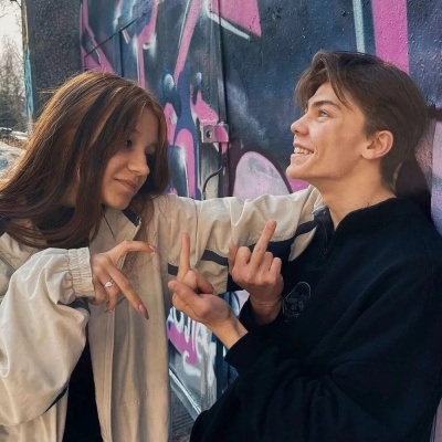 情侣欧美范高冷头像(共22张)