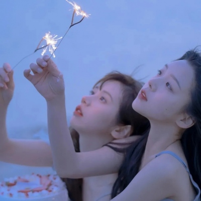 超少女心超仙的闺蜜头像(精选18张)