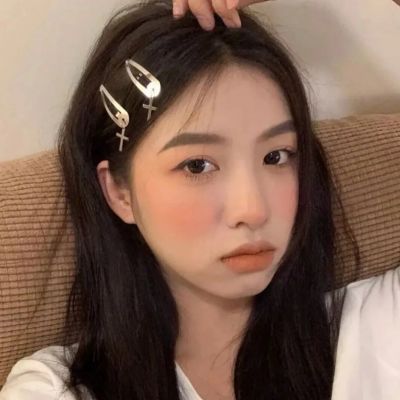 小清新女生长发qq头像图片(共20张)