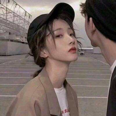 很酷很高冷的情侣头像(优选20张)