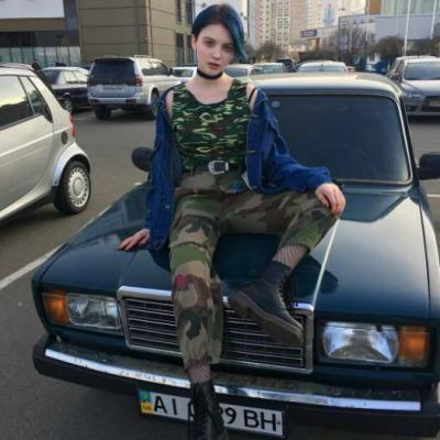 欧美小姐姐气质女头像图片(22张)