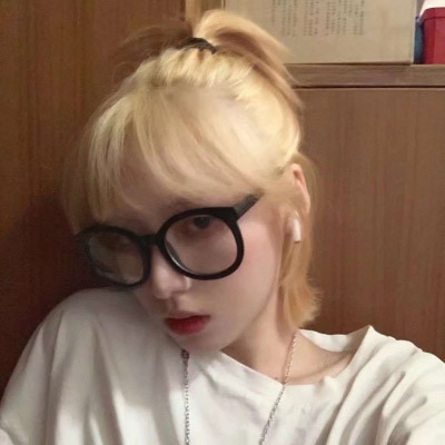 欧美小姐姐气质女头像(22张)