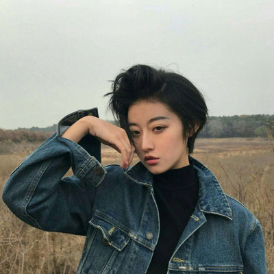欧美小姐姐气质女头像(22张)