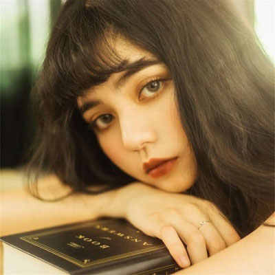 微信头像美女气质图片(精选18张)