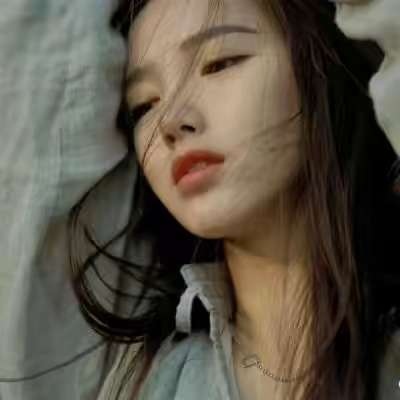 女性唯美图片微信头像(20张)