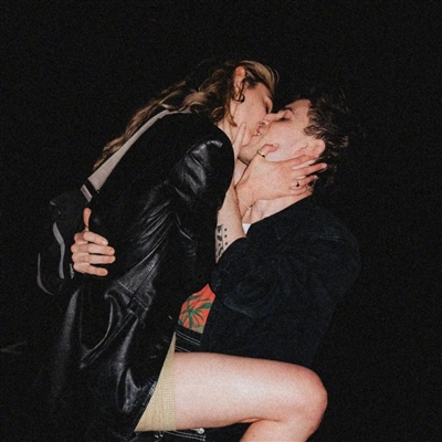 2023性感妩媚的qq女生头像大全图片(共16张)