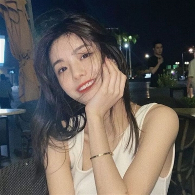 爱笑的女生头像图片(精选18张)