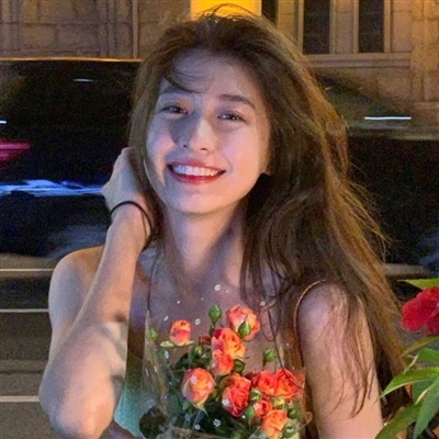 爱笑的女生头像图片(精选18张)