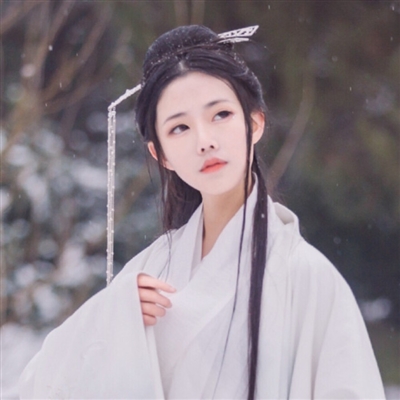 唯美女生古风真人头像(优选22张)