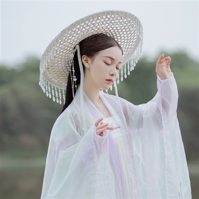 唯美女生古风真人头像(优选22张)