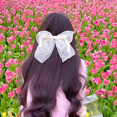 2023年优质女生头像图片(共22张)