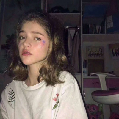 女人味十足的欧美个性头像(精选20张)