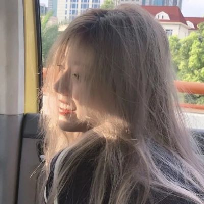 沉寂冷漠的非主流女生QQ头像(共20张)