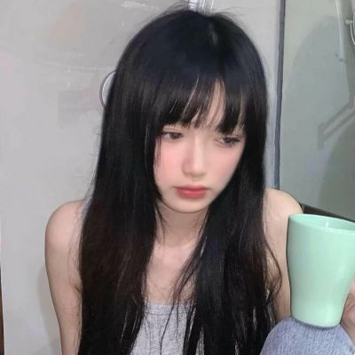 沉寂冷漠的非主流女生QQ头像(共20张)