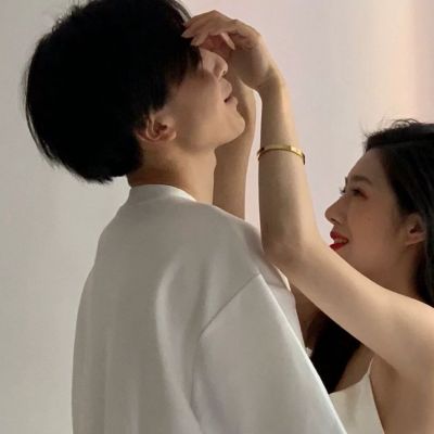 好看又很经典的双人浪漫情头(共24张)