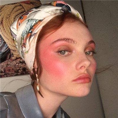 性感撩人的欧美女生头像大全(精选20张)