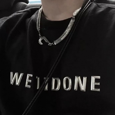 2023孤独颓废一个人的男生头像(共20张)