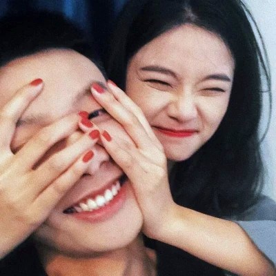 2023最新高质量的情侣真人头像(18张)