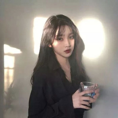 抖音女生头像黑化超帅霸气图片(24张)