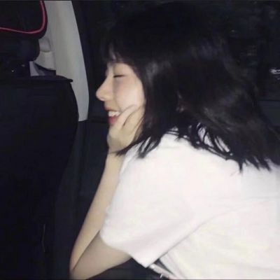 高清一眼就心动的情侣头像真人甜蜜图片(精选20张)