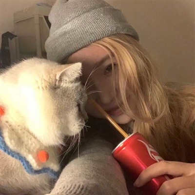 2023最新陌陌女生性感头像图片大全(共22张)