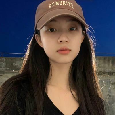 高清好看的2223最新头像女意境图片(精选20张)