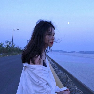 微信姐妹头像一人一张(精选16张)