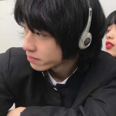 2023甜蜜又搞怪的CP情侣头像(共16张)