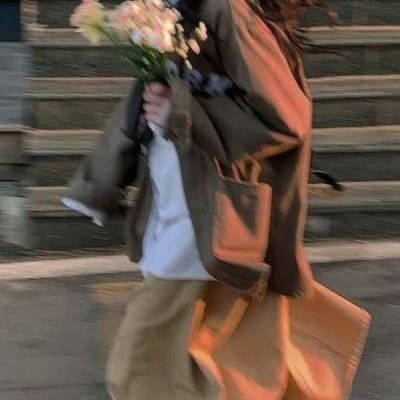 女生头像真人小清新意境高清图片(共24张)