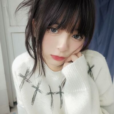 稀有头像女生真人小众高清图片(20张)