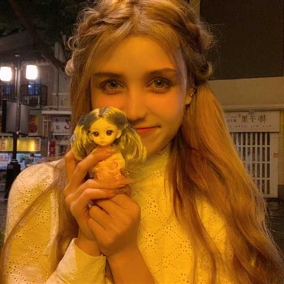 2023欧美重口味的qq头像(22张)