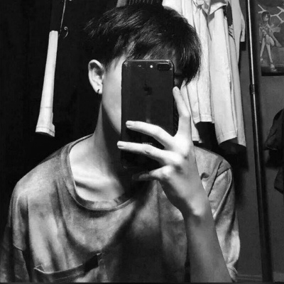 男头像黑白高冷头像(优选20张)