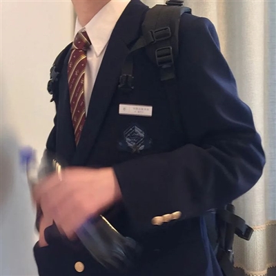 高质量男性头像合集(精选28张)