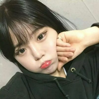 高清可爱美女卖萌天真的头像(优选20张)