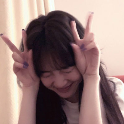 高清可爱美女卖萌天真的头像(优选20张)