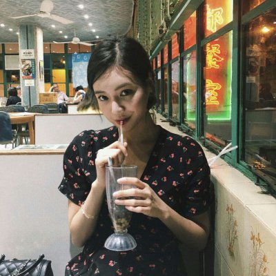 高清好看的复古风意境女生头像图片(精选22张)