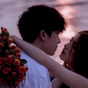 情侣专用的热门又很经典的情头(精选22张)