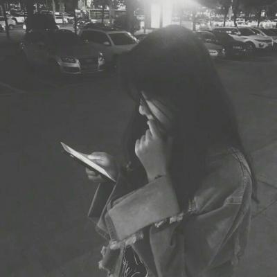 高清失落伤心难过的图片头像(20张)