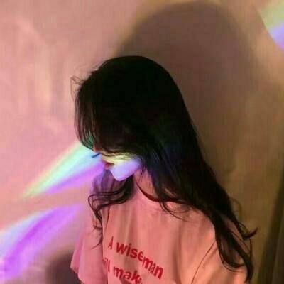 网红霓虹灯女生头像(优选20张)