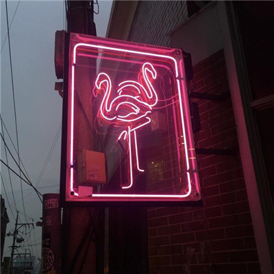 网红霓虹灯女生头像(优选20张)