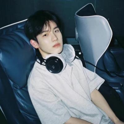 很酷的又很精致的男头大全(共20张)