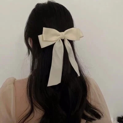 微信女生头像小清新背影高清图片(精选22张)