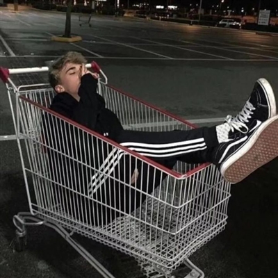 帅气的欧美男生qq头像(优选22张)