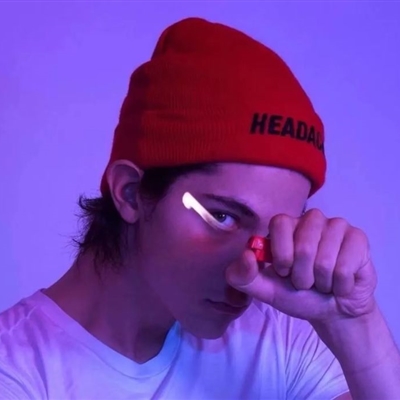 帅气的欧美男生qq头像(优选22张)