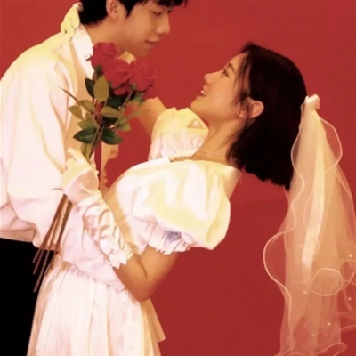 2023最火超甜情侣头像(共18张)